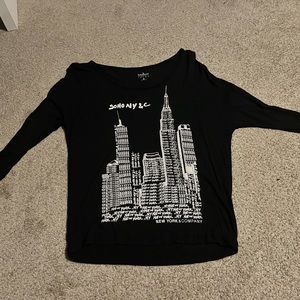 3/4 Sleeve NY&Company Raglan Top